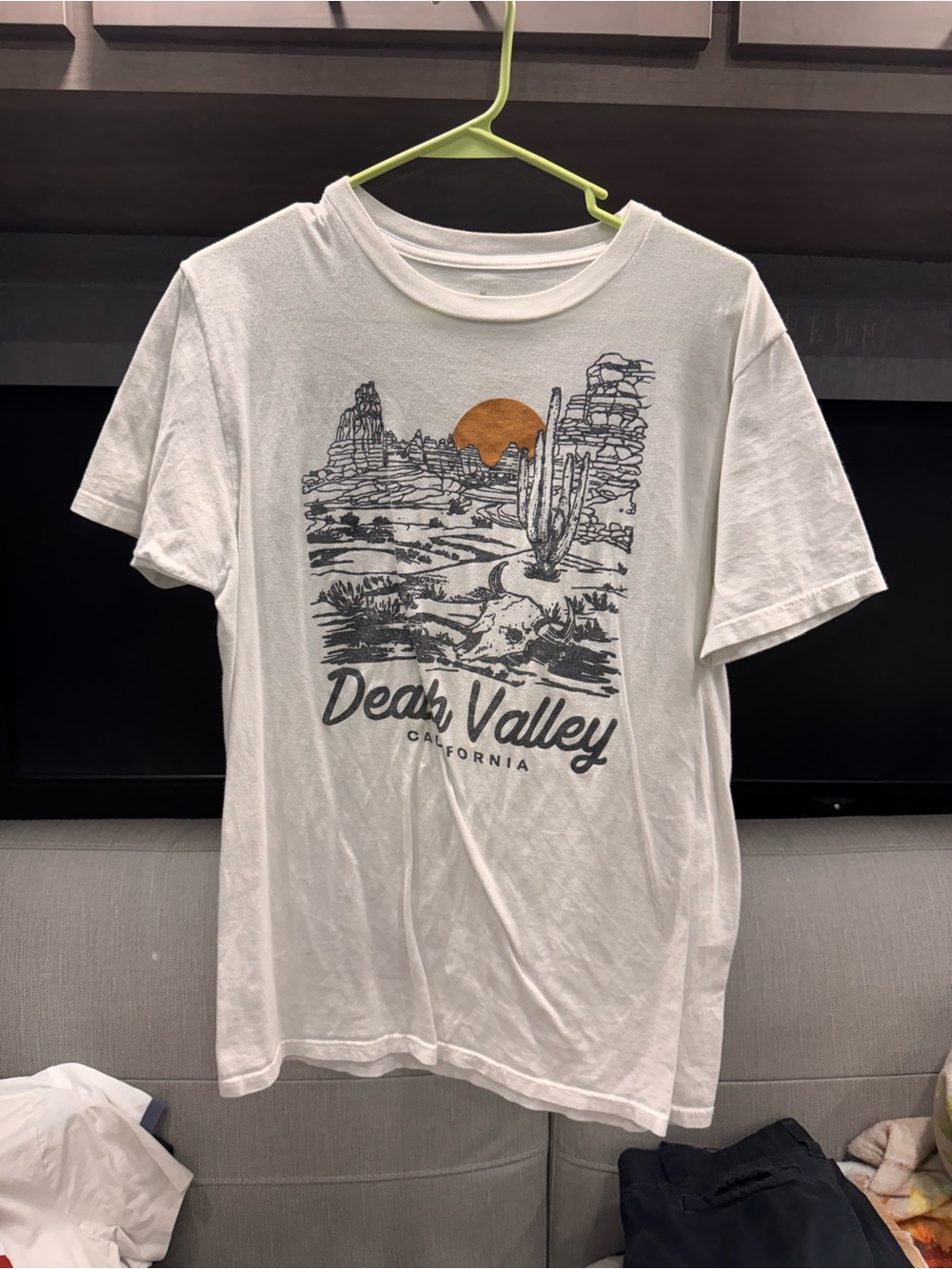 Death Valley California Graphic Tee Women’s Medium Desert Southwest Cactus Shirt
